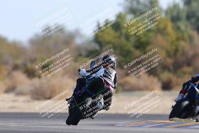 media/Dec-18-2022-SoCal Trackdays (Sun) [[8099a50955]]/Turn 7 Backside (1125am)/